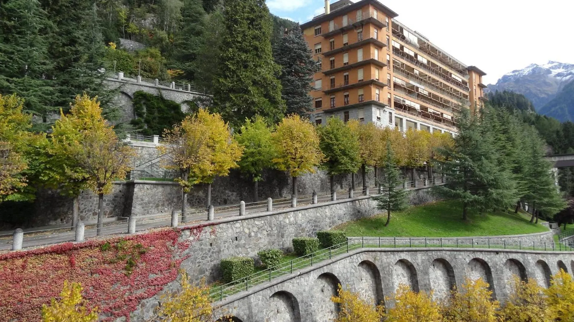 Hotel Rezia Sondalo