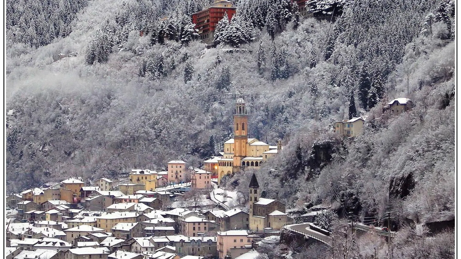 Hotel Rezia Sondalo 2*,  Italy
