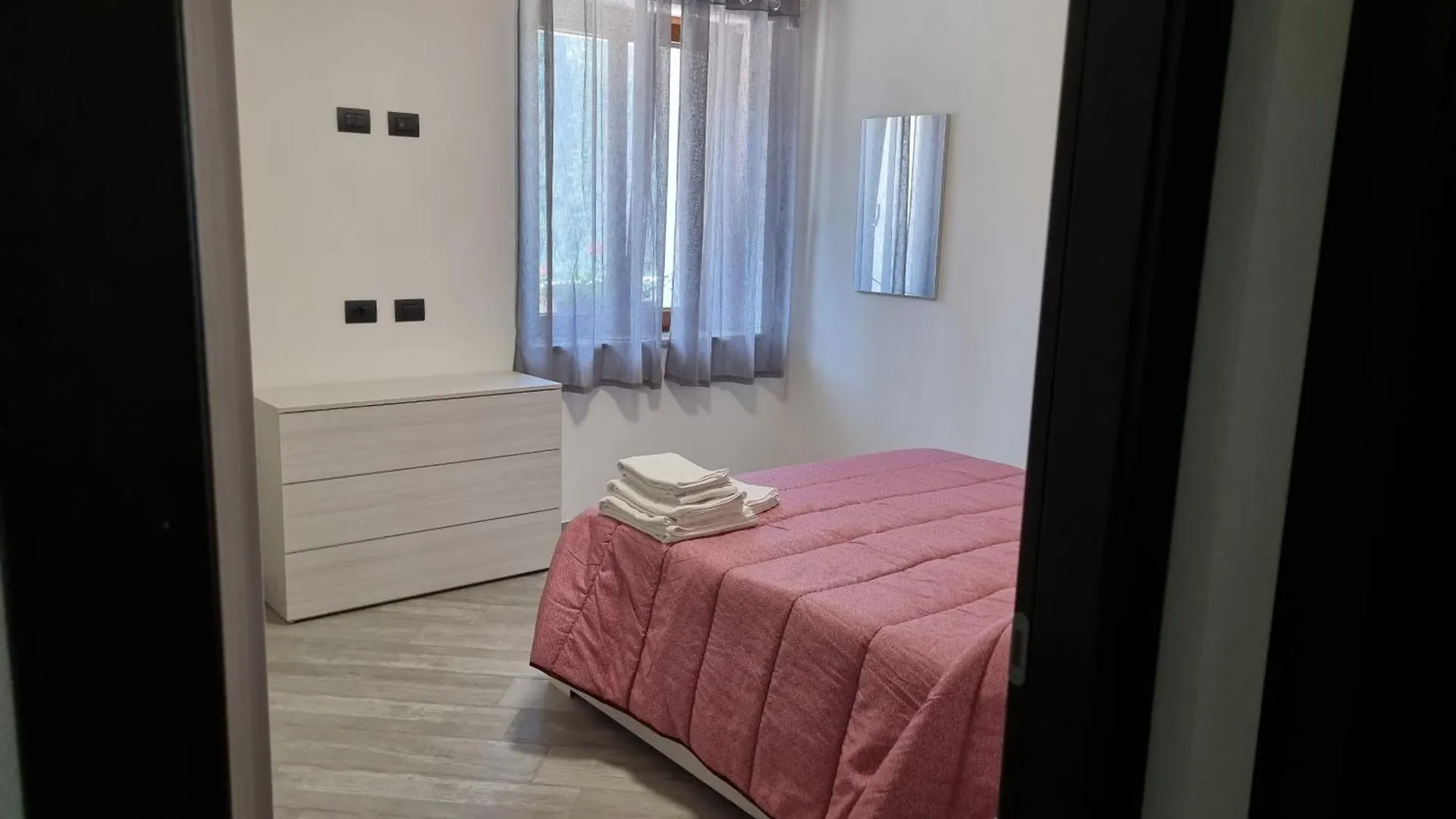 Hotel Rezia Sondalo 2*,  Italy