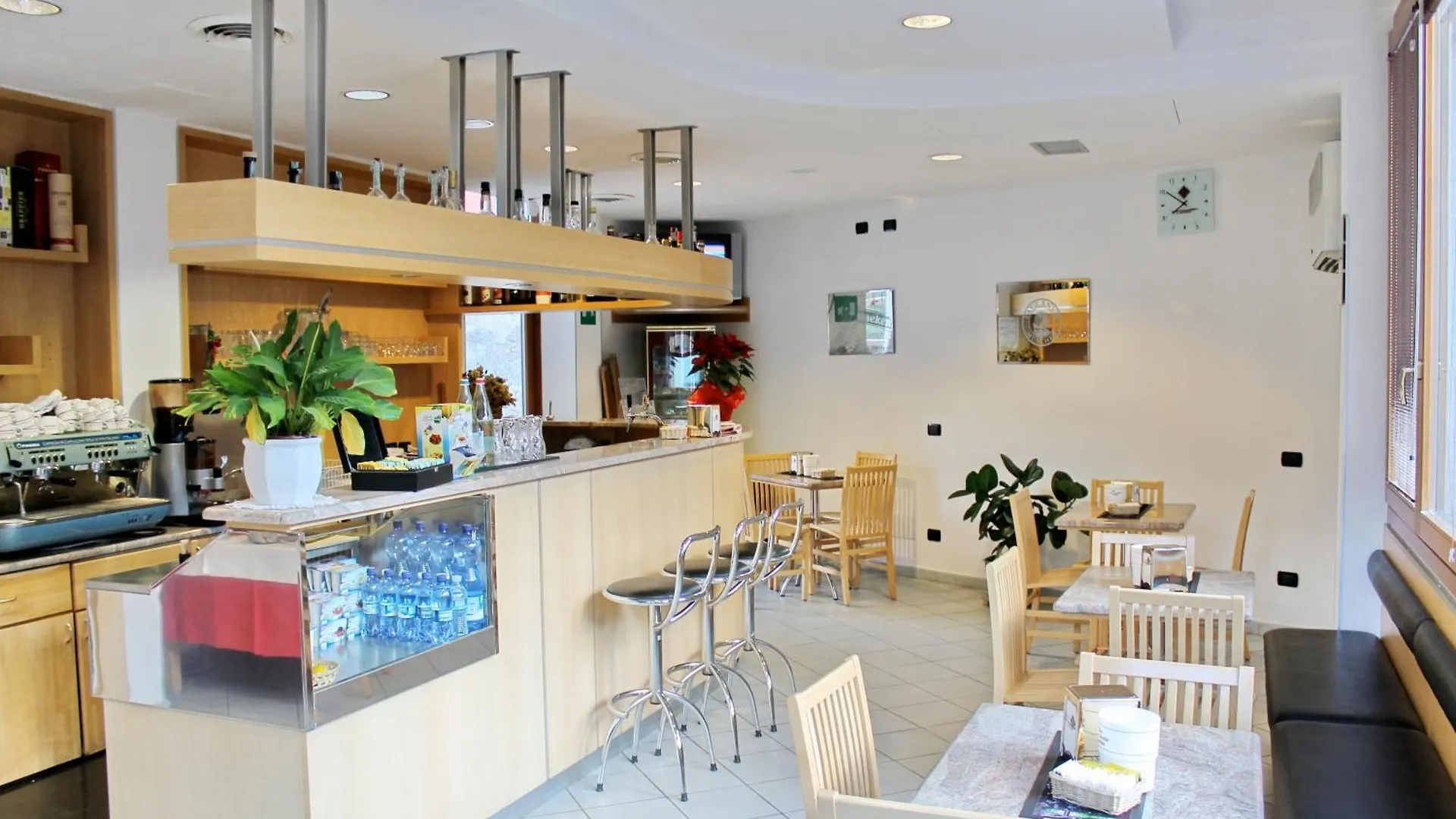 Hotel Rezia Sondalo